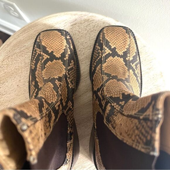 Sam Edelman Dasha Chelsea Leather Snake Print Boots Elastic Sides, 6.5 NWOB - Picture 12 of 12